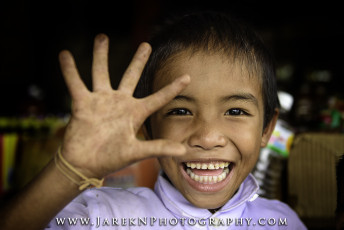 High Five - Laos